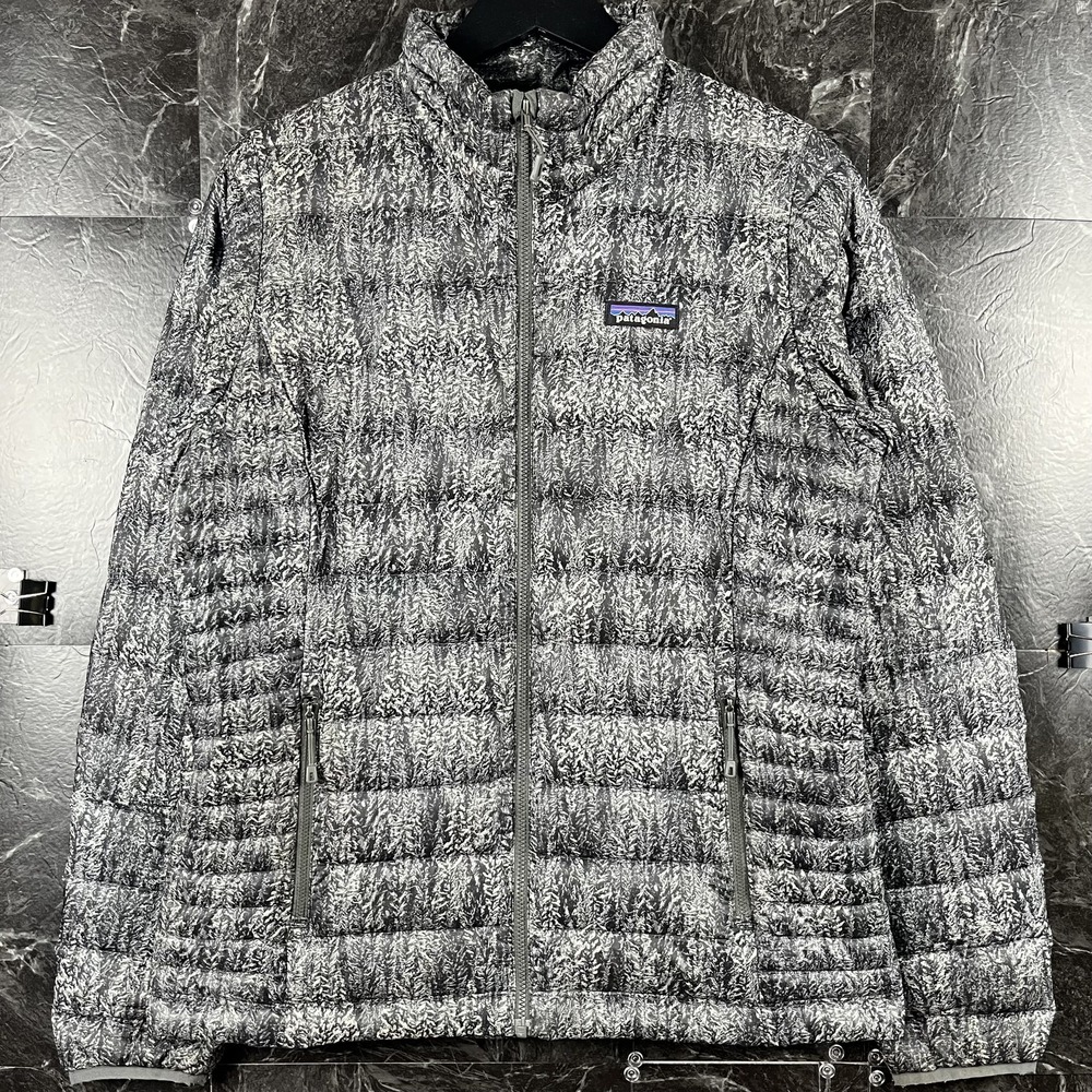 Patagonia Women's Grey Forest Down Sweater Puff Jacket Medium